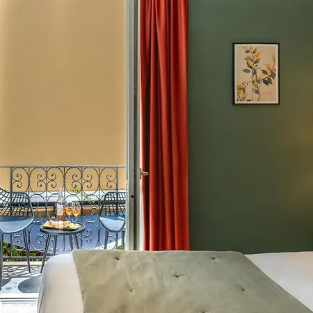 De France, Un Ammi Szálloda 3*